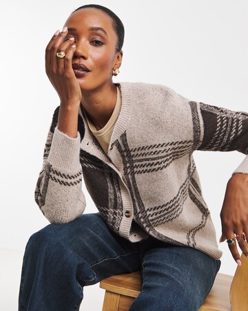 Check Crew Neck Cardigan