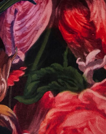 Laurence Llewelyn-Bowen Grande Chintz Filled Cushion