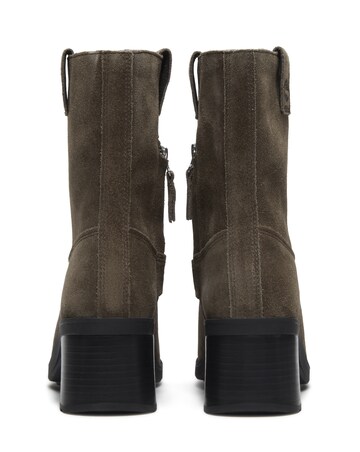 Timberland Brown Bellevaux Suede Boots - Standard Fit (D)