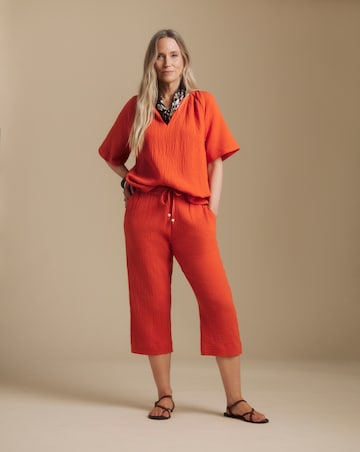 Julipa Cotton Cheesecloth Crop Trousers