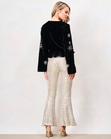 Hope & Ivy The Glacia Embellished Top