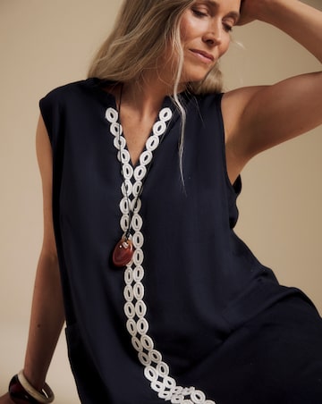 Julipa Linen Pocket Midi Dress