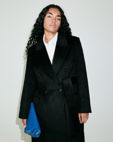 Mango Coat Eye