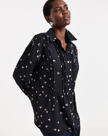 Black Heart Print Button Pintuck Shirt