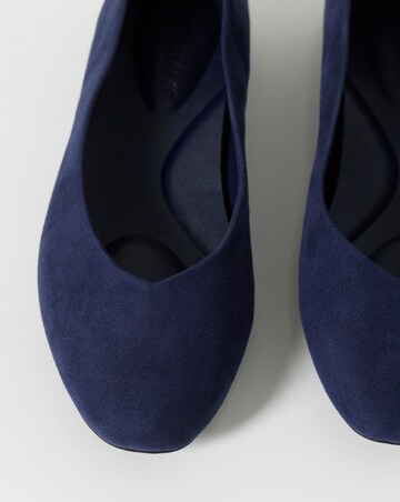 Tiffany Classic Ballerina Shoes - Wide Fit (E)