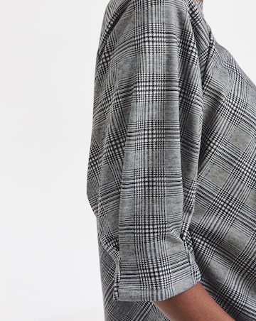 Grey Checked Raglan Sleeve Top
