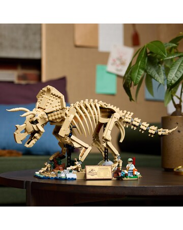 LEGo Jurassic World Dinosaur Fossils: Triceratops 77985