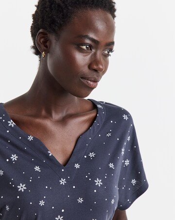 Julipa Value Nightie Snowflake Print