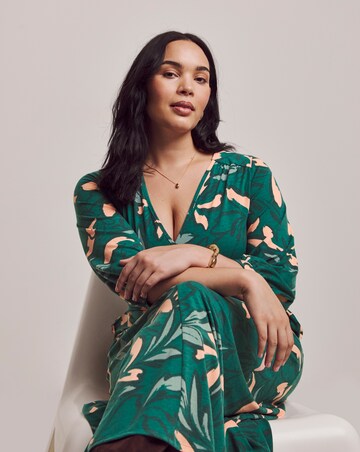 Julipa Petite Printed Jersey Midi Dress