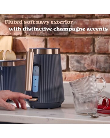 Russell Hobbs Bronte Kettle - Navy