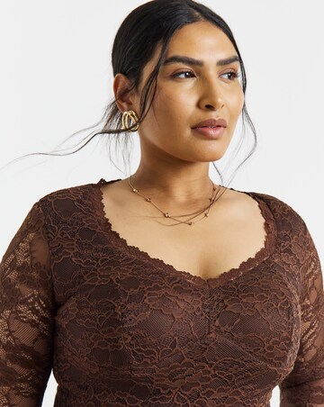 Chocolate Lace Sweetheart Neckline Long Sleeve Top