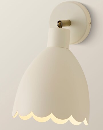 ValueLights Millie Scallop Spotlight