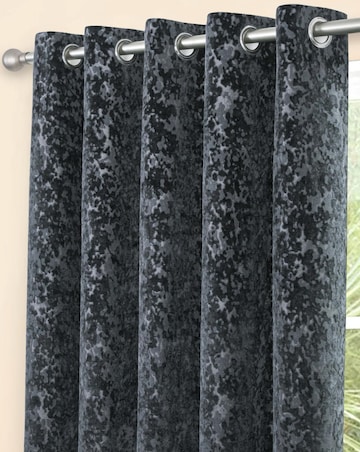 Sundour Richmond Thermal Eyelet Curtains