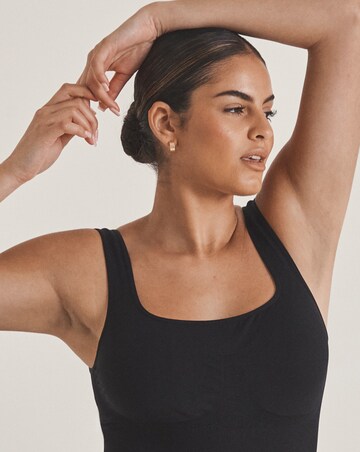 MAGISCULPT Seamfree Shaping Short Bodysuit