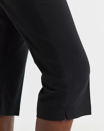 Black Capri Cropped Trousers