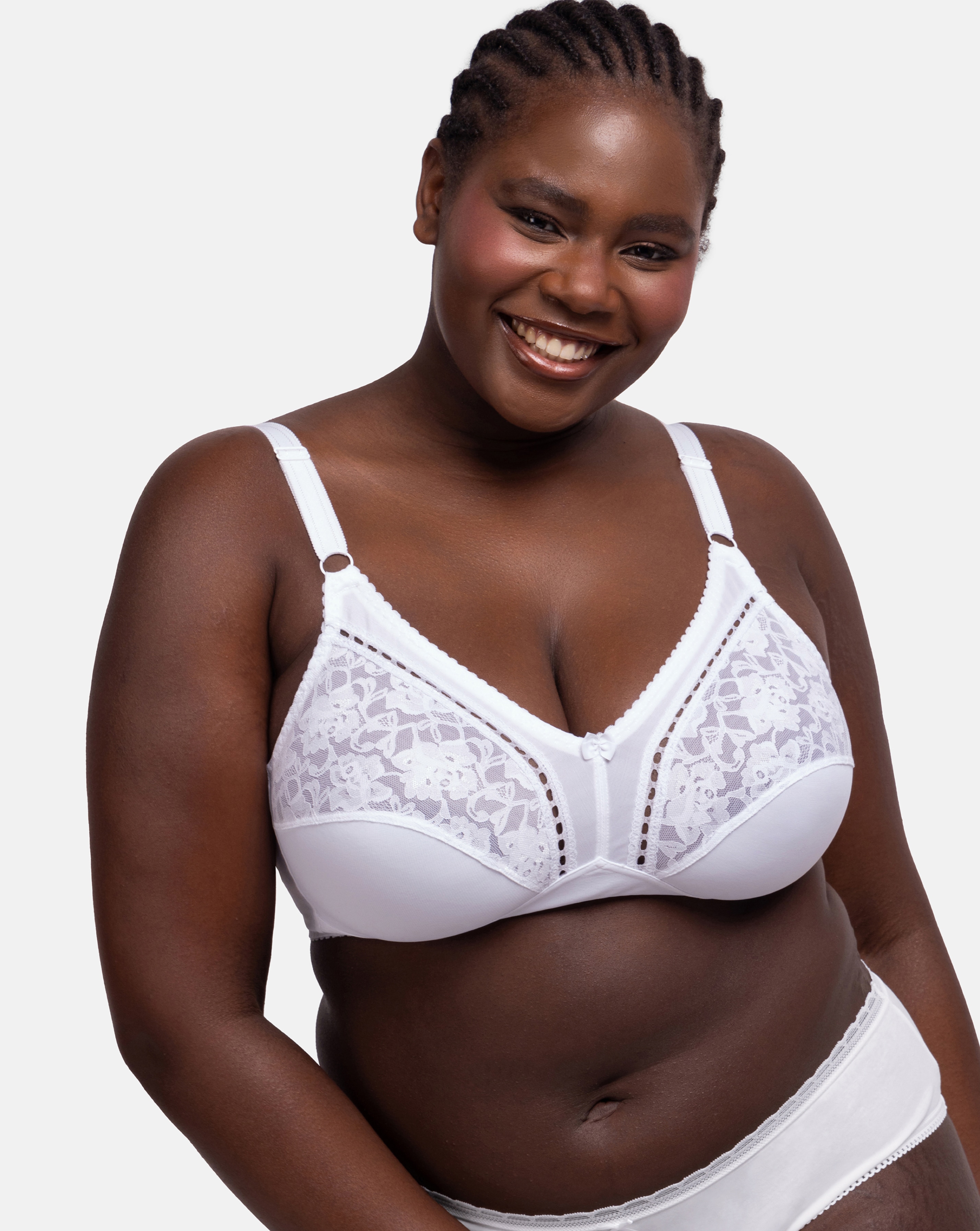Dorina Curves Leila Moulded Cup Wired Spacer Bra | Ambrose Wilson