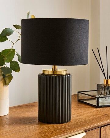 Fernley Ribbed Ceramic Table Lamp