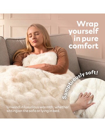 Carmen Bubble Fleece Heated Throw
