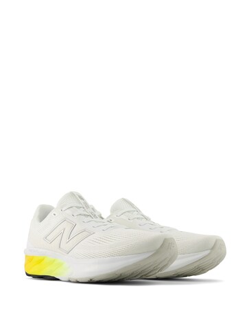 New Balance 520 Trainers