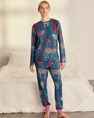Chelsea Peers Classic Long Sleeve Crew Neck Leopard Pyjama Set
