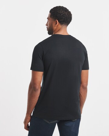 Voi Contrast Pocket T-shirt Long Length