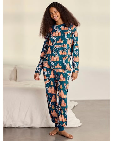 Chelsea Peers Classic Long Sleeve Crew Neck Christmas Pyjama Set