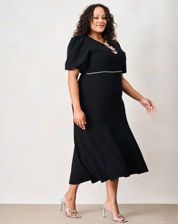 Hope & Ivy The Sutton Embellished Dress