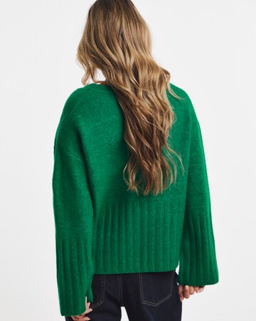 Sponge V Neck Jumper