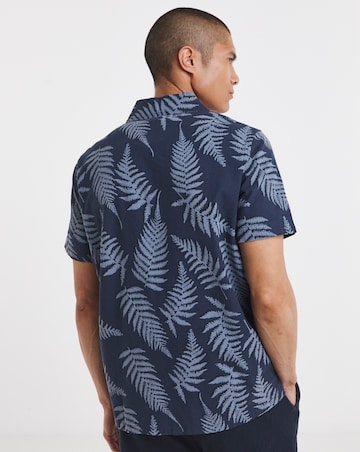Leaf Print Short Sleeve Shirt