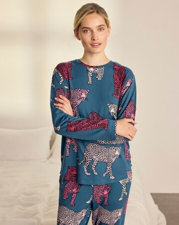 Chelsea Peers Classic Long Sleeve Crew Neck Leopard Pyjama Set