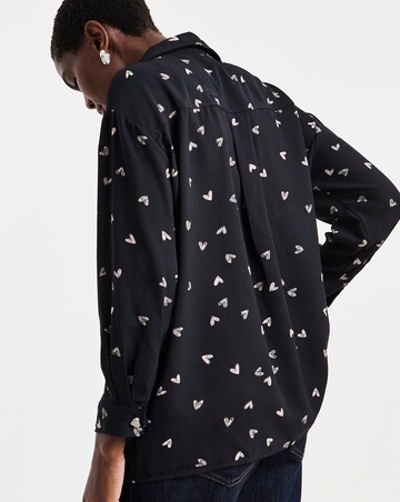 Black Heart Print Button Pintuck Shirt
