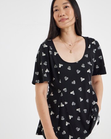 Black Heart Scoop Neck Angel Sleeve Longline Top