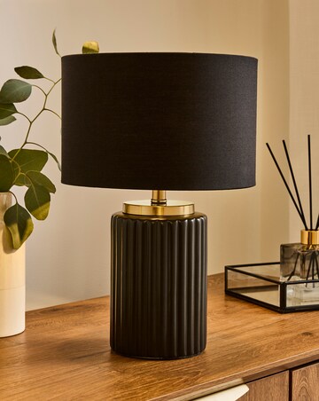 Fernley Ribbed Ceramic Table Lamp