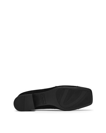 Clarks Crista Strap Heeled Toe Cap Leather Mary Janes - Standard Fit (D)