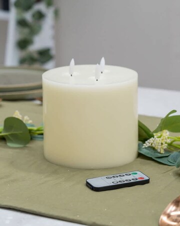ValueLights Pack of 2 LED 3 Wick Flickering Candle with Remote Control