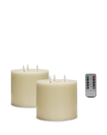 ValueLights Pack of 2 LED 3 Wick Flickering Candle with Remote Control
