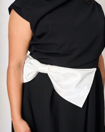 Hope & Ivy The Natalie Bow Dress
