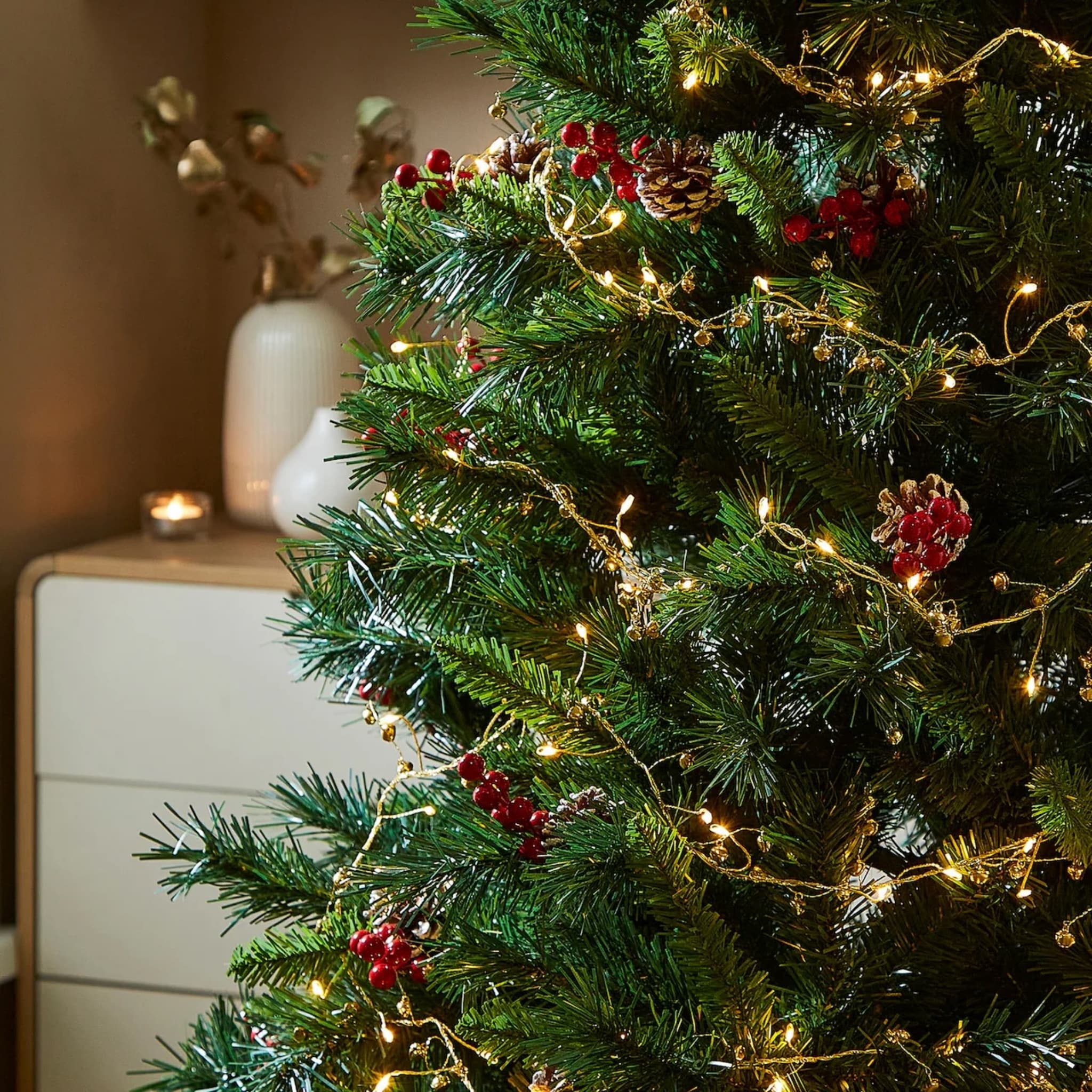Christmas tree lights