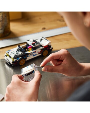 LEGO Speed Champions BMW M3 (E30) 77263
