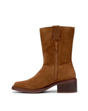 Clarks Suede Digby Slouchy Ankle Boot - Standard Fit (D)