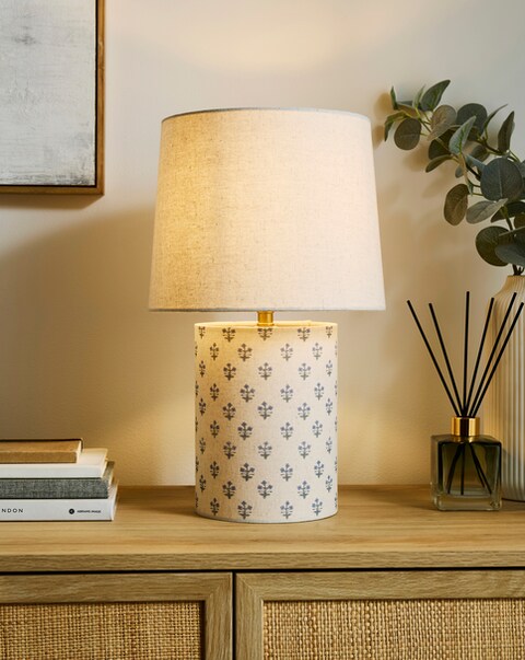 Naomi Floral Table Lamp