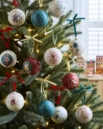 Disney Winnie the Pooh Set of 12 Baubles
