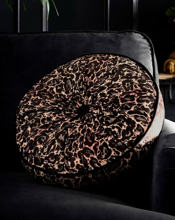 Laurence Llewelyn-Bowen Roxy Round Pleat Round Cushion