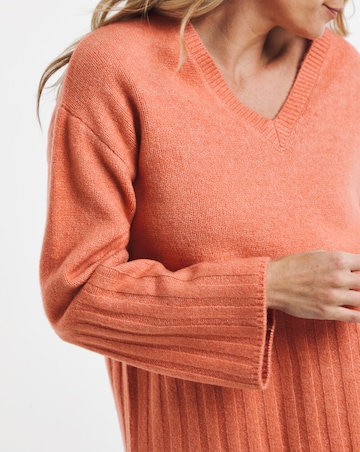 Sponge V Neck Jumper