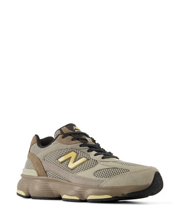 New Balance 603 Trainers