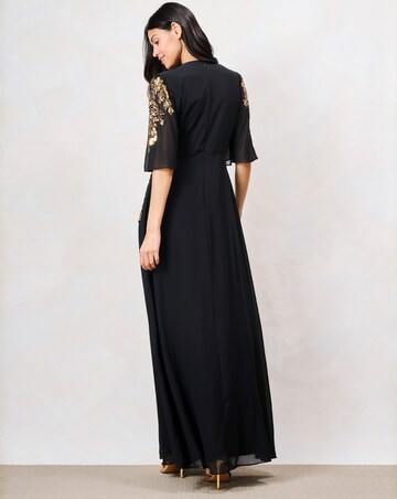 Hope & Ivy The Shay Embellished Dress
