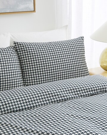 Houndstooth Cotton Blend Duvet Cover Set