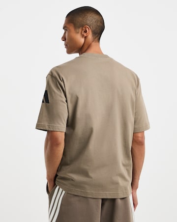 adidas Essentials Loose Fit T-Shirt