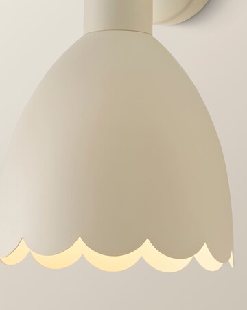 ValueLights Millie Scallop Spotlight