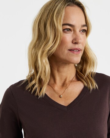 Chocolate V-Neck Long Sleeve T-Shirt